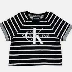 NEW Calvin Klein Monogram Logo Short Sleev…